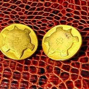 TOUTE LA TERRE Vintage Jewelry Clip-On Earrings Gold Tone